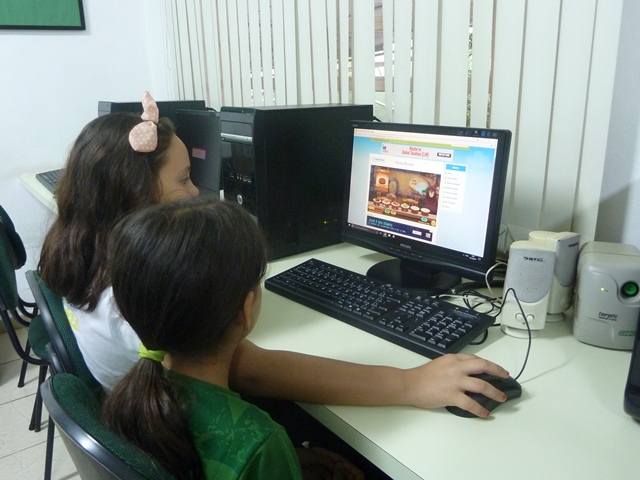 Jogando tabuada - 2º ano - Escola Cristã