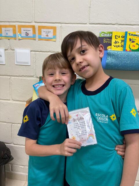 Foto de Alunos do 1º Ano A vivenciam uma aula especial sobre gratidão